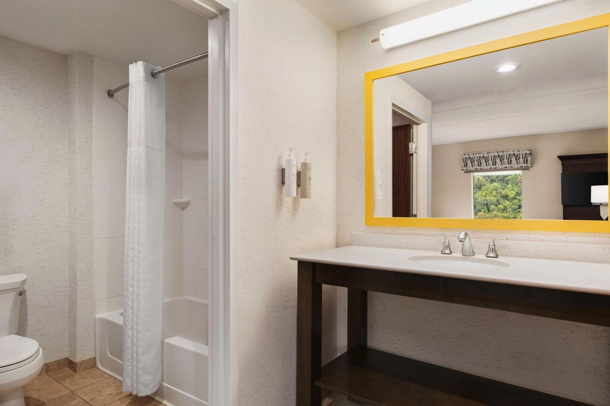 Hampton Inn & Suites Pittsburgh Waterfront West Homestead Exteriör bild